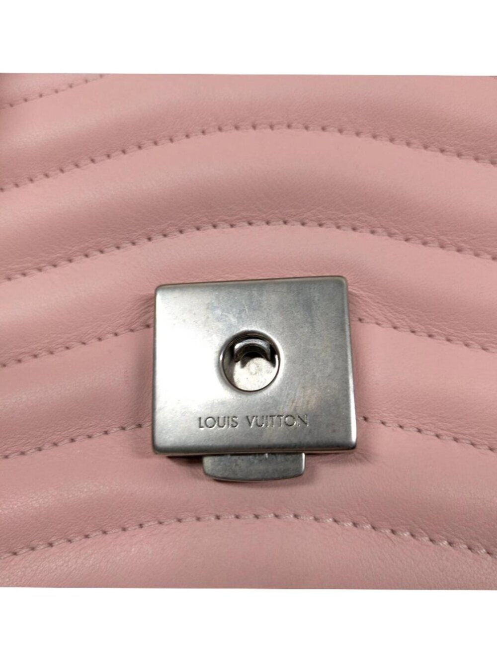 Authentic Louis Vuitton New Wave Pink Chain Bag LV Quilted Leather Shoulder Bag - Picture 14 of 14